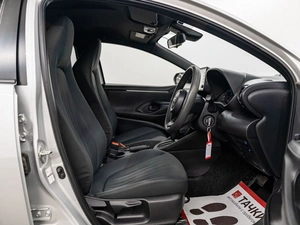 Хетчбэк Toyota Yaris 2021 года, 1290000 рублей, Красноярск