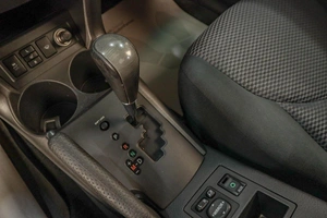 Внедорожник Toyota RAV4 2012 года, 1599000 рублей, Челябинск