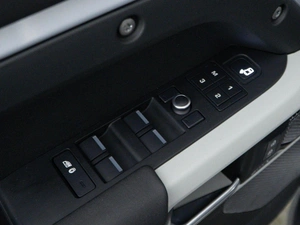 Внедорожник Land Rover Defender 2020 года, 4999077 рублей, Москва