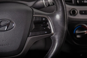 Седан Hyundai Solaris 2017 года, 1319000 рублей, Томск