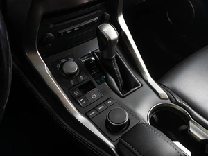 Внедорожник Lexus NX 2016 года, 2799000 рублей, Тюмень