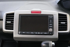 Минивэн Honda Freed 2012 года, 1169000 рублей, Омск