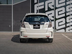 Хетчбэк Honda Fit 2012 года, 1250000 рублей, Краснодар