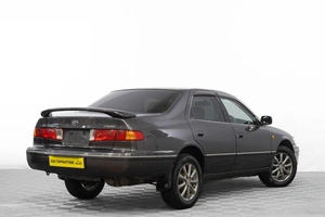Седан Toyota Camry Gracia 1999 года, 639000 рублей, Барнаул