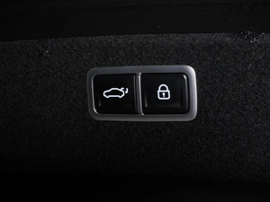 Седан Genesis G80 2021 года, 4240000 рублей, Красный Пахарь