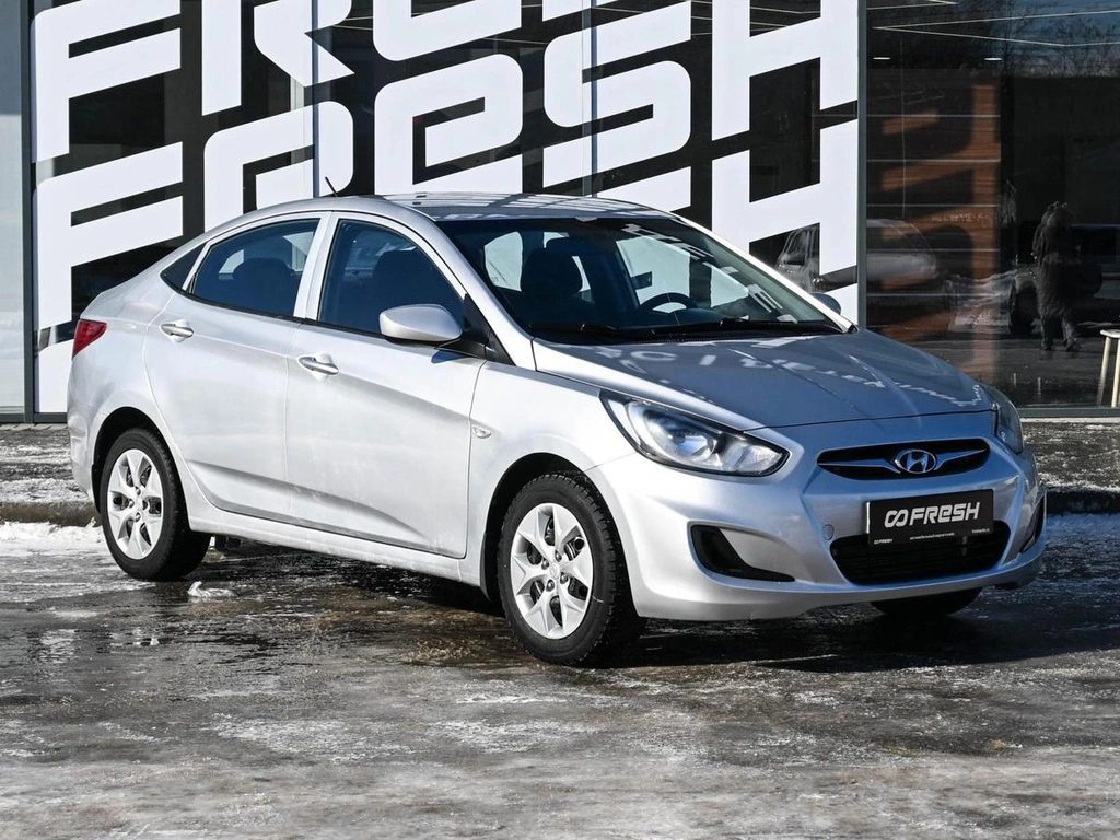 Седан Hyundai Solaris 2013 года, 649000 рублей, Волгоград