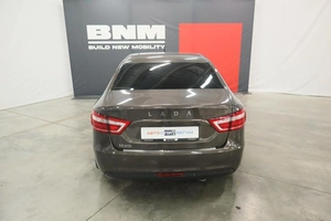 Седан ВАЗ (LADA) Vesta 2018 года, 990000 рублей, Курск