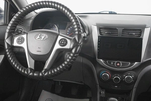 Седан Hyundai Solaris 2013 года, 799000 рублей, Кемерово
