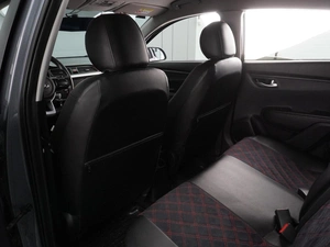 Хетчбэк Kia Rio X-Line 2019 года, 1499000 рублей, Воронеж