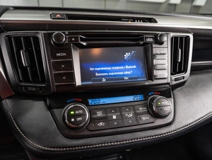 Внедорожник Toyota RAV4 2016 года, 2279000 рублей, Тюмень