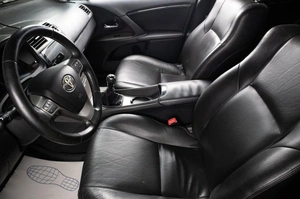 Седан Toyota Avensis 2011 года, 1439000 рублей, Оренбург