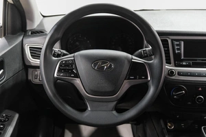 Седан Hyundai Solaris 2020 года, 1399000 рублей, Новокузнецк