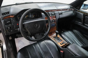 Седан Mercedes-benz E-класс 1998 года, 499000 рублей, Новокузнецк