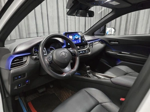 Внедорожник Toyota C-HR 2020 года, 2690000 рублей, Красноярск