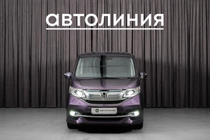 Минивэн Honda Stepwgn 2015 года, 1680000 рублей, Красноярск