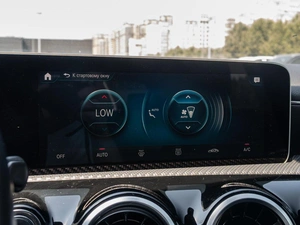 Хетчбэк Mercedes-benz A-класс 2019 года, 2000000 рублей, Краснодар