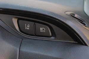 Хетчбэк Toyota Vitz 2019 года, 1019000 рублей, Омск