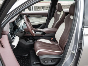 Внедорожник Geely Monjaro 2024 года, 3450000 рублей, Краснодар