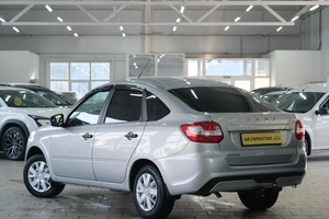 Лифтбек ВАЗ (LADA) Granta 2019 года, 599000 рублей, Омск
