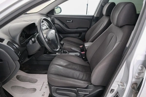 Седан Hyundai Elantra 2010 года, 589000 рублей, Красноярск