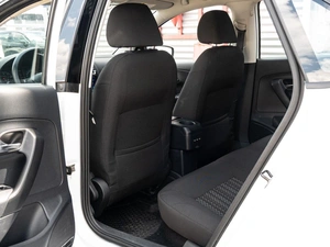 Седан Volkswagen Polo 2016 года, 975000 рублей, Краснодар