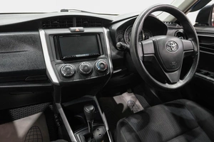 Универсал Toyota Corolla Fielder 2019 года, 1349000 рублей, Новокузнецк
