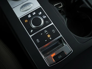 Внедорожник Land Rover Discovery 2019 года, 3350055 рублей, Москва