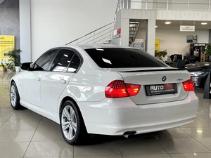 Седан BMW 3 серия 2010 года, 987000 рублей, Солонцы