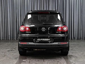 Внедорожник Volkswagen Tiguan 2010 года, 1125000 рублей, Ставрополь