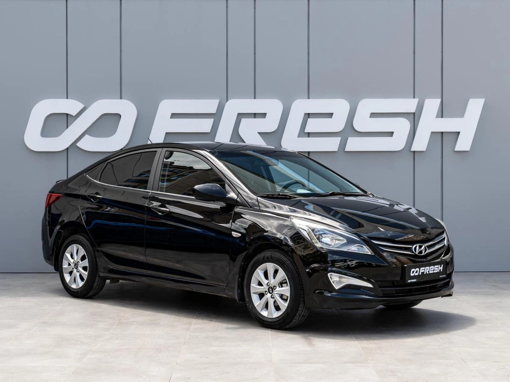 Седан Hyundai Solaris 2016 года, 930000 рублей, Краснодар