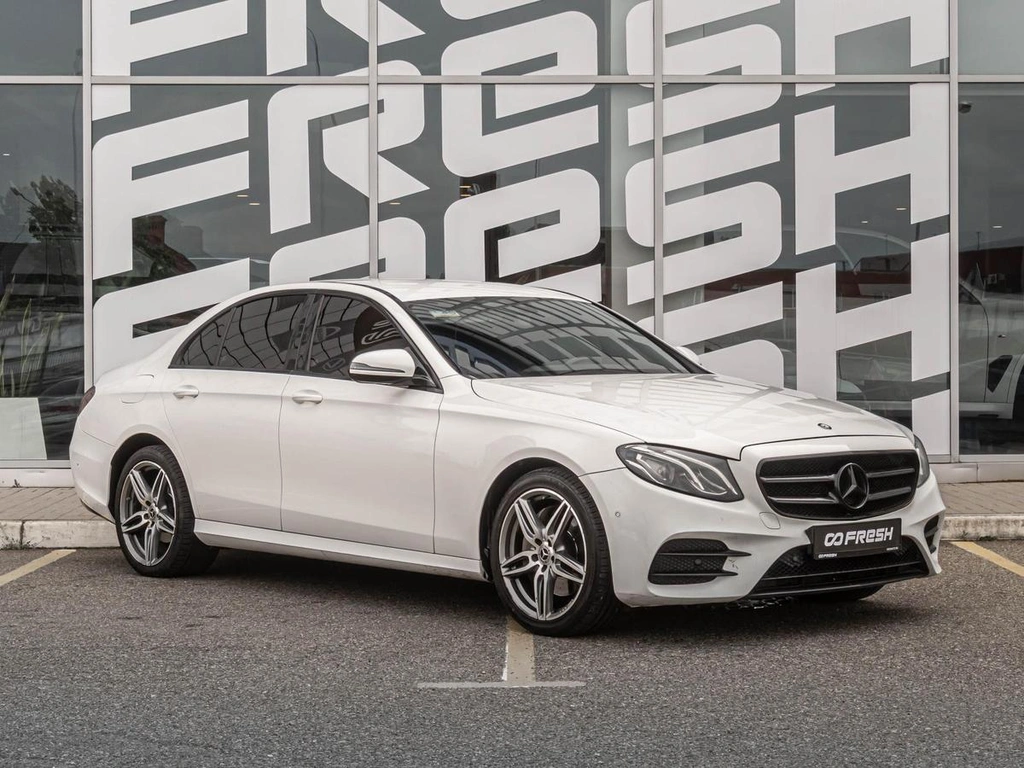 Седан Mercedes-benz E-класс 2019 года, 3550000 рублей, Краснодар