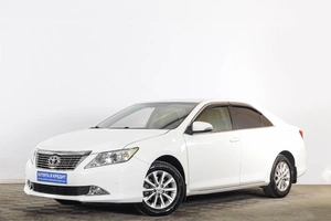 Седан Toyota Camry 2013 года, 1479000 рублей, Тюмень
