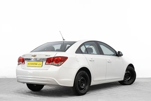 Седан Chevrolet Cruze 2014 года, 799000 рублей, Барнаул