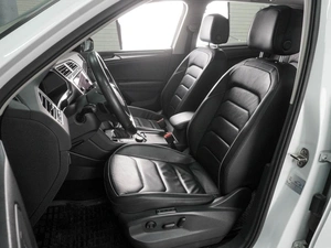 Внедорожник Volkswagen Tiguan 2019 года, 2480000 рублей, Воронеж