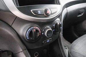 Седан Hyundai Solaris 2014 года, 679000 рублей, Красноярск