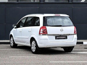 Минивэн Opel Zafira 2013 года, 834000 рублей, Кирилловка