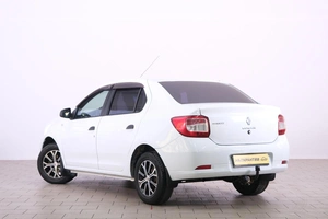 Седан Renault Logan 2014 года, 529000 рублей, Омск