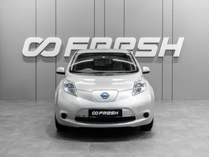 Хетчбэк Nissan Leaf 2011 года, 599000 рублей, Тюмень