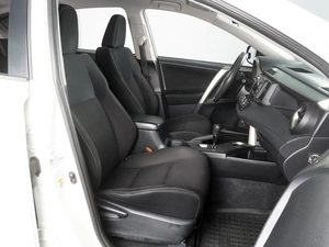 Внедорожник Toyota RAV4 2015 года, 2250000 рублей, Минеральные Воды