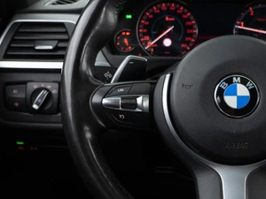 Седан BMW 3 серия 2018 года, 2999077 рублей, Москва