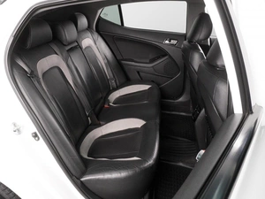 Седан Kia Optima 2012 года, 1598000 рублей, Минеральные Воды