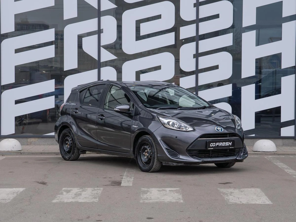 Хетчбэк Toyota Aqua 2017 года, 1199000 рублей, Краснодар