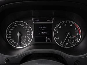 Хетчбэк Mercedes-benz B-класс 2013 года, 910000 рублей, Краснодар