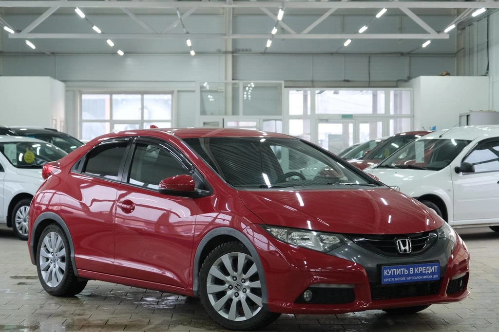 Хетчбэк Honda Civic 2013 года, 1329000 рублей, Омск