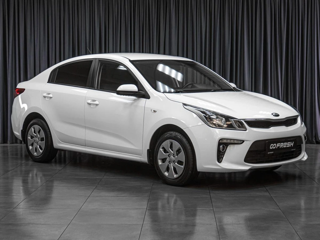 Седан Kia Rio 2018 года, 1449000 рублей, Тюмень