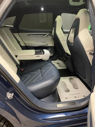 Лифтбек Zeekr 001 2023 года, 5000000 рублей, Красноярск