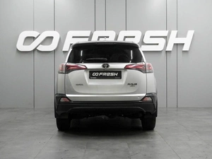 Внедорожник Toyota RAV4 2015 года, 1834000 рублей, Воронеж