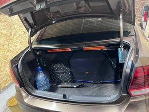 Седан Volkswagen Polo 2016 года, 1200000 рублей, Назарово