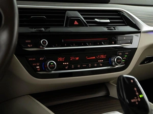 Седан BMW 5 серия 2017 года, 3151999 рублей, Москва