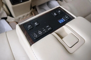 Седан Toyota Camry 2017 года, 1849000 рублей, Красноярск